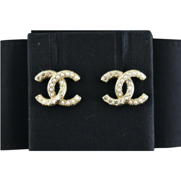 Chanel 21A Gold Pearl White Strass Crystal CC Logo Drop Statement Stud Earrings - Picture 5 of 11